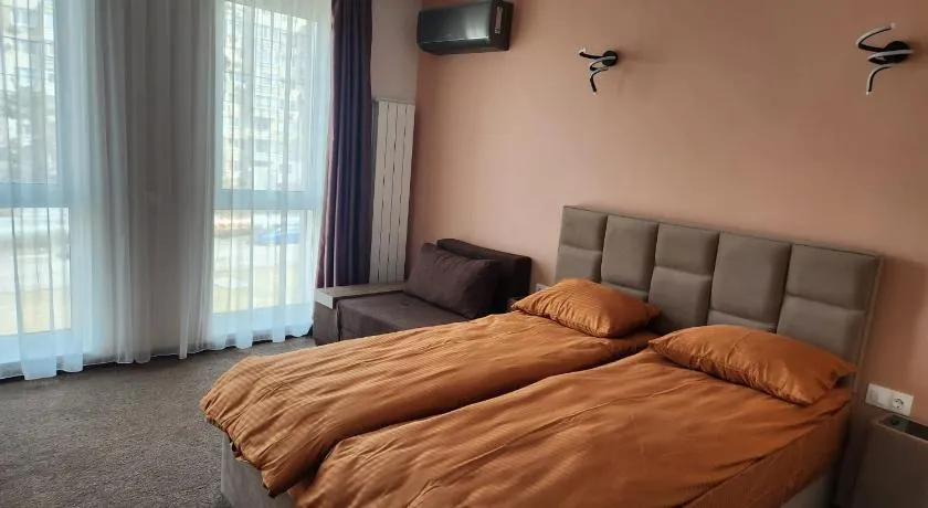 Димоти Апартхотел - Image 1
