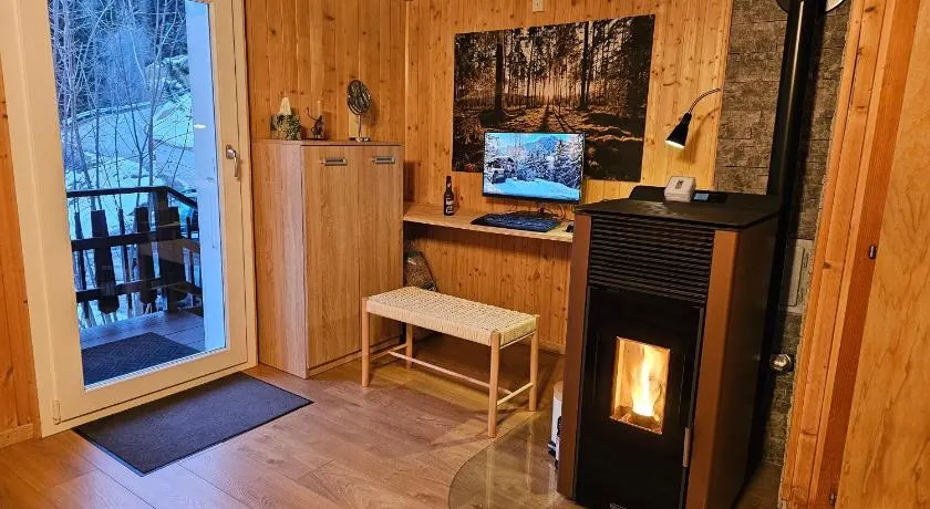 Petit chalet rustique et bucolique - Image 1