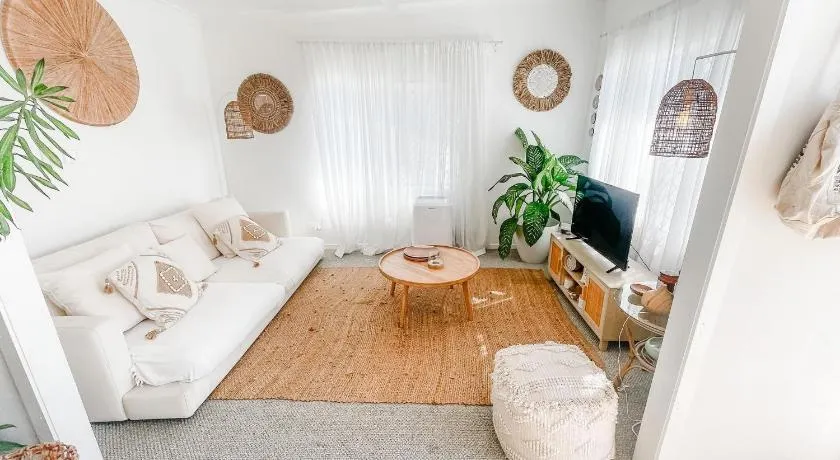 Beach Bungalow Yeppoon - Image 1