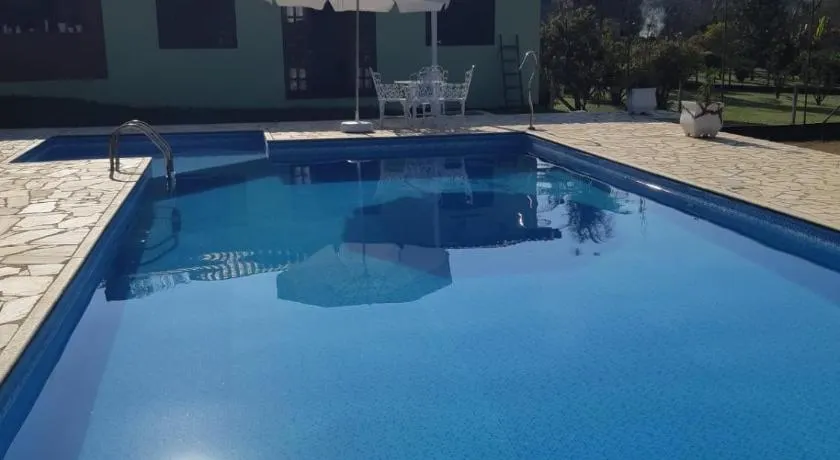 Casa de Campo "Recanto Céu Azul" - Image 1