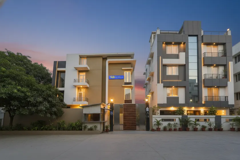 FabHotel Grand Olive - Image 1