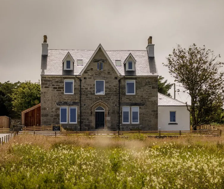 House Of Juniper - The Manse - Image 1