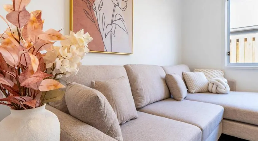 Contemporary 4BR Logan Reserve Home with Parking & Open Living - Image 1