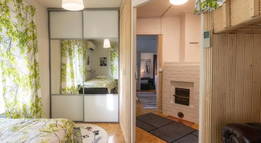 Relax & Recharge - a Unique Suite with a Touch of Luxury - Hot Tub and Sauna Inspired Decor #NOT A REAL SAUNA# Easy City Access - direct train 15 min to city - Image 1