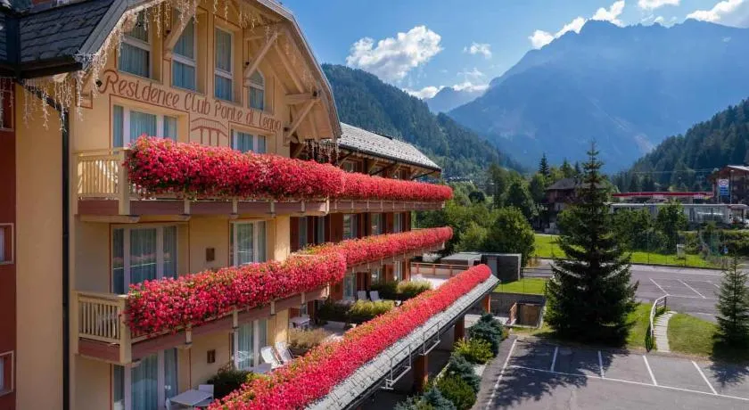 Residence Club Ponte Di Legno - Image 1