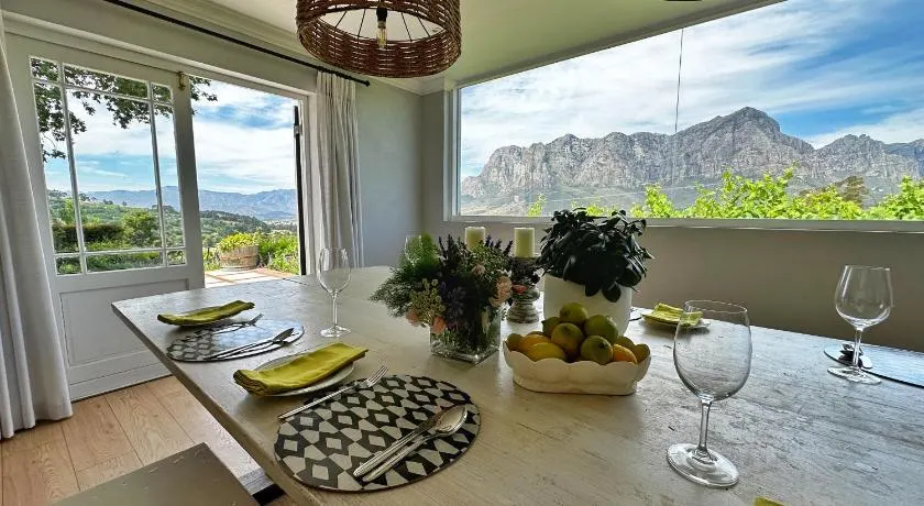 Camberley Wines - Luxury Accommodation - Image 1