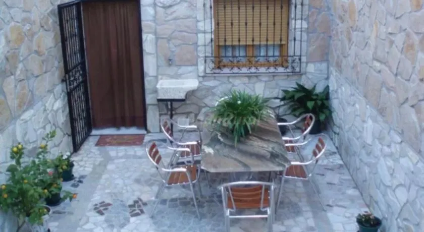 Casa Rural La Morateña - Image 1