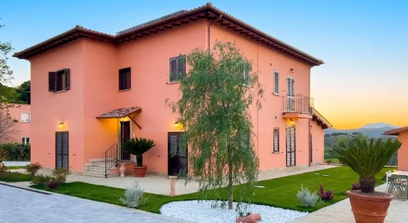 Casale Saporito - Image 1