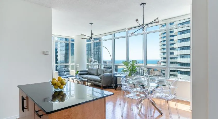 Beautiful Modern Toronto Luxurious Scotiabank Arena - Image 1
