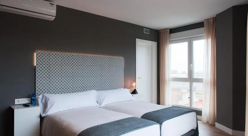 Rener Hotel Los Campones - Image 1