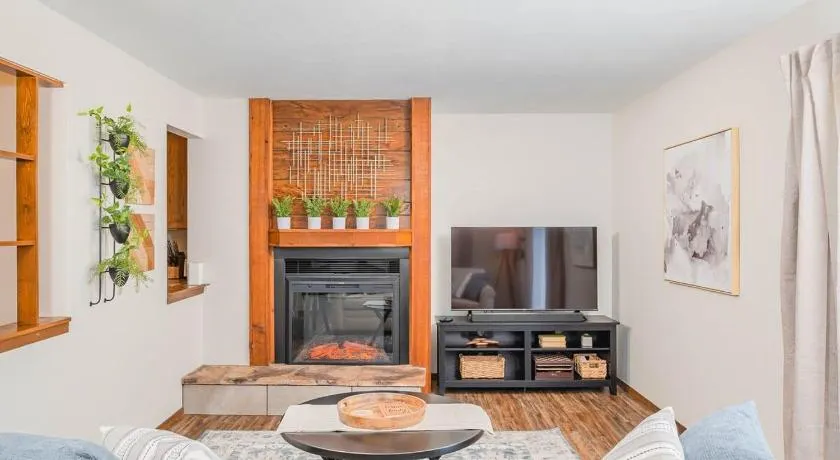North Appleton Family Home - 3 Bedroom - Image 1