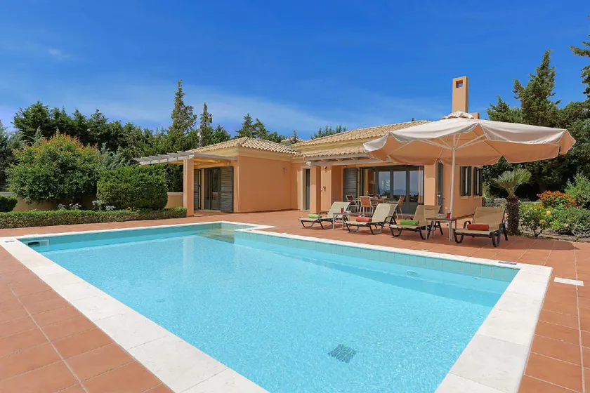 Villa Riaki - Image 1