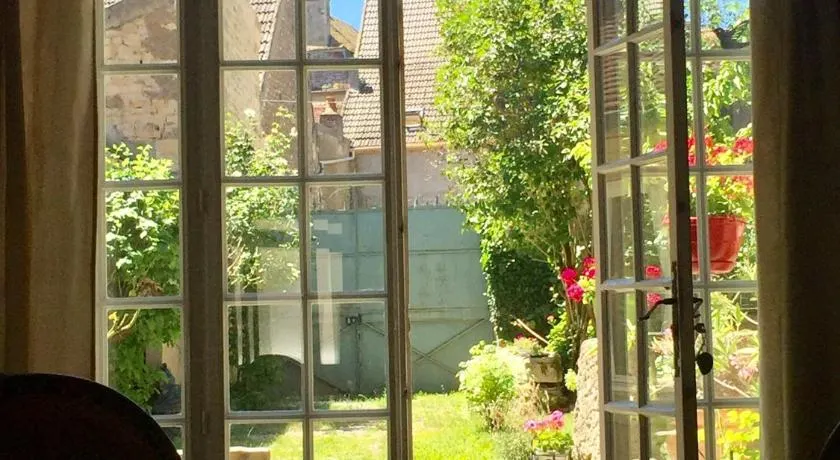 La Treille Muscate - Image 1