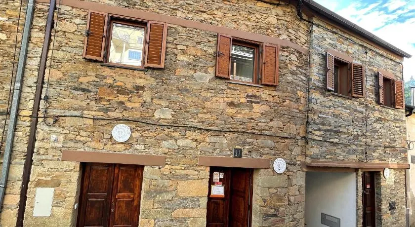 Alojamento Local - Casa Zé Santos - Aldeias do Xisto - Sobral de São Miguel - Covilhã - Image 1