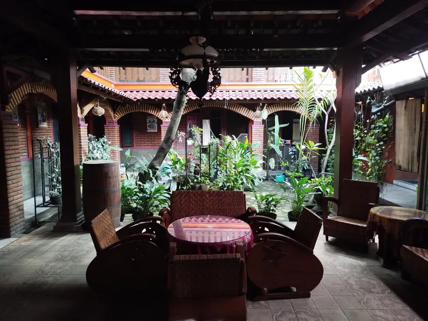 Omah Wetan Homestay - Image 1