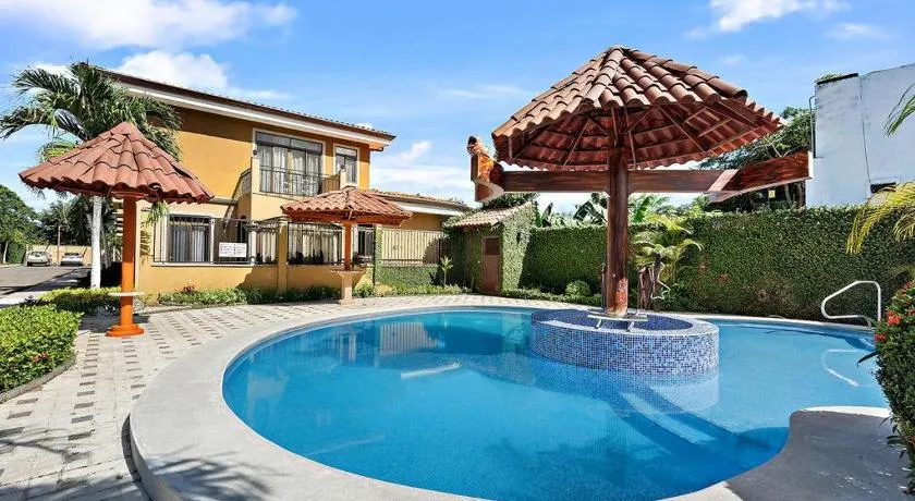 Villa with Pool, Gated Playas del Coco Getaway - Image 1