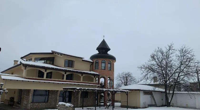 Casafamiglia - Image 1