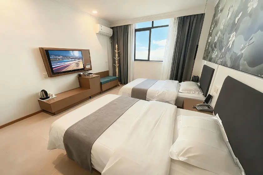 Heng8 Premium Hotel (Hangzhou Xiaoshan Guali Hangwu Road Branch) - Image 1