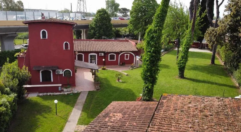 La Torre Rossa Guest House - Image 1