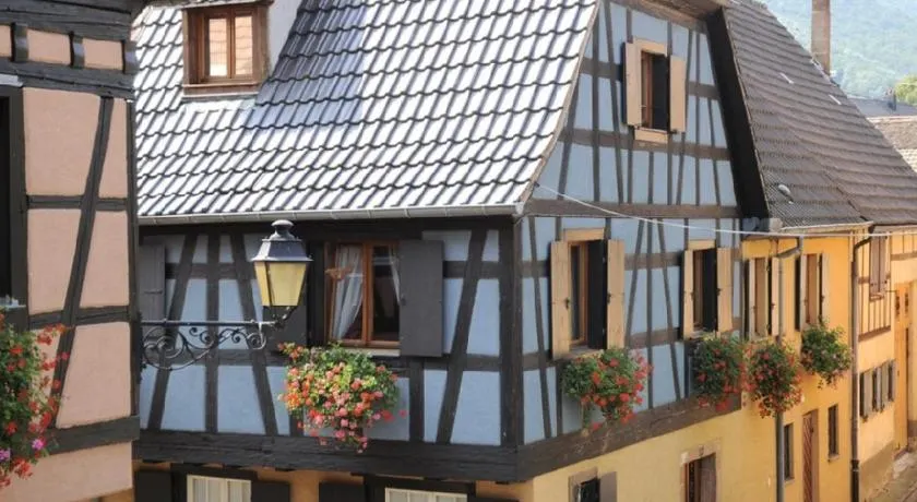 La Maison Bleue - Image 1