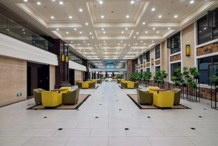 Luzhou Four Seasons Lanting Hotel - Image 1