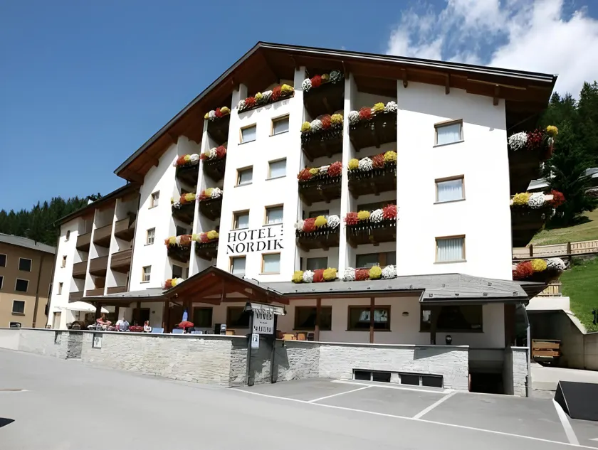 Hotel Nordik - Image 1