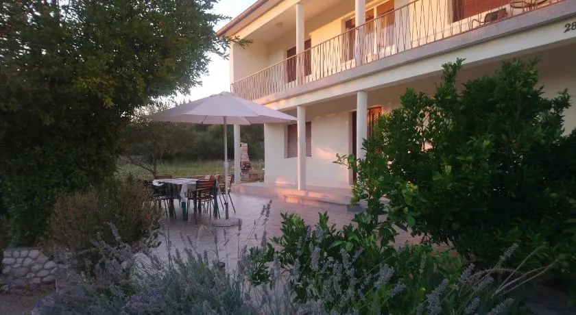 Apartment Vidas - Image 1