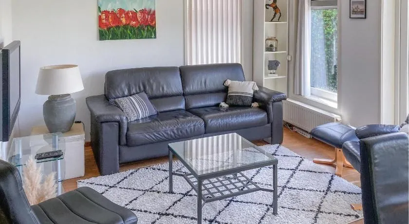 Pet Friendly Home In Opperdoes - Image 1