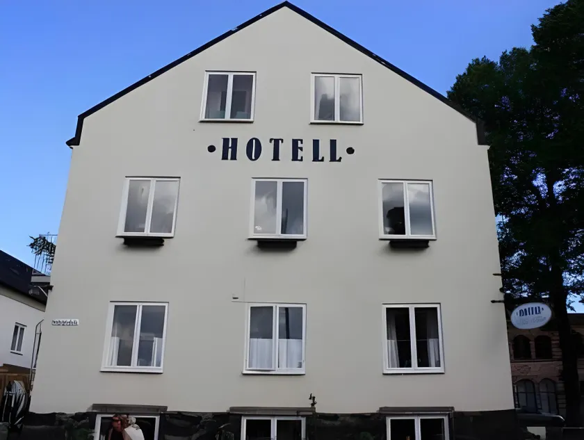 Hotell Blå Blom - Image 1