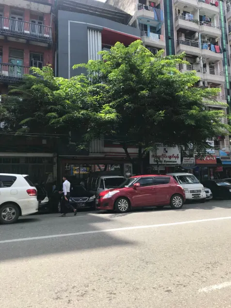 Hotel Zara Yangon - Image 1