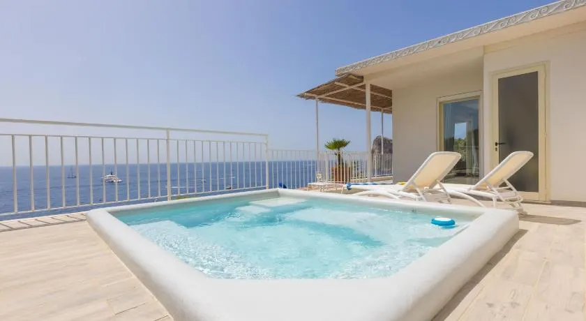 Villa Rita Apartments - Image 1