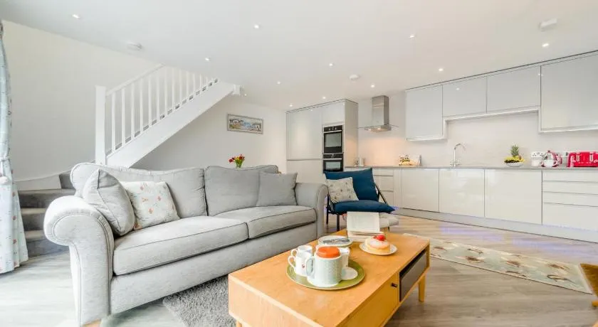 2 Bed in Padstow oc-p00655 - Image 1