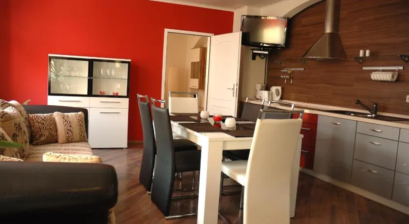 Apartments Stirl - Image 1