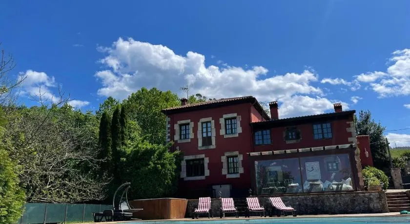 El palacio de Liaño pool chillout bbq - Image 1