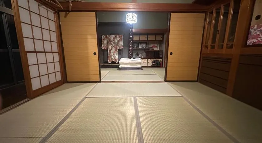 Azukiya - Image 1
