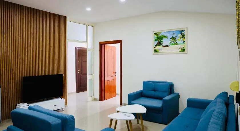 Gees House - Image 1
