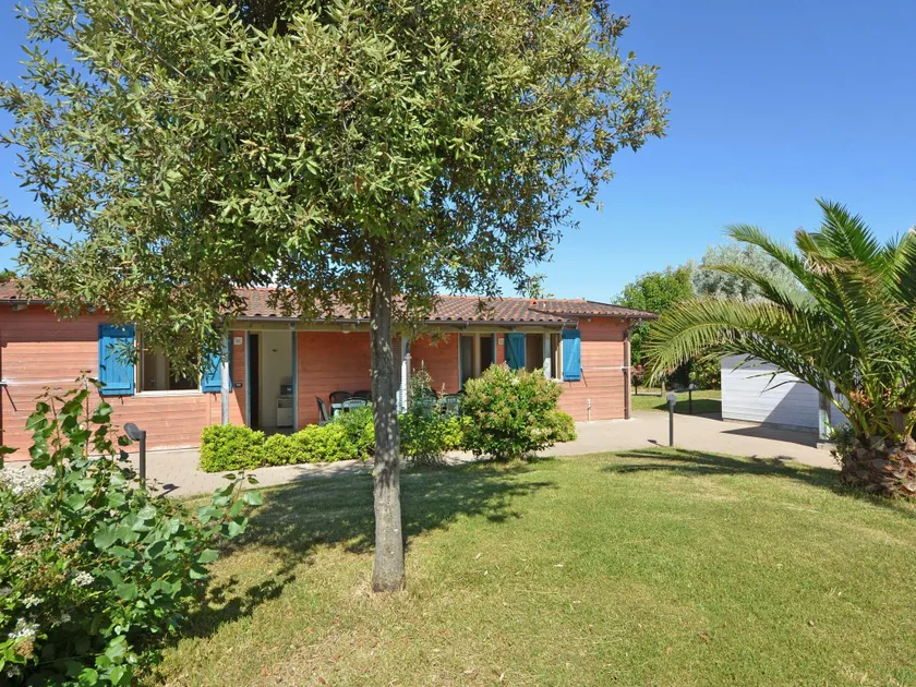 Well-kept bungalow with AC on the beautiful Adriatic coast - Image 1