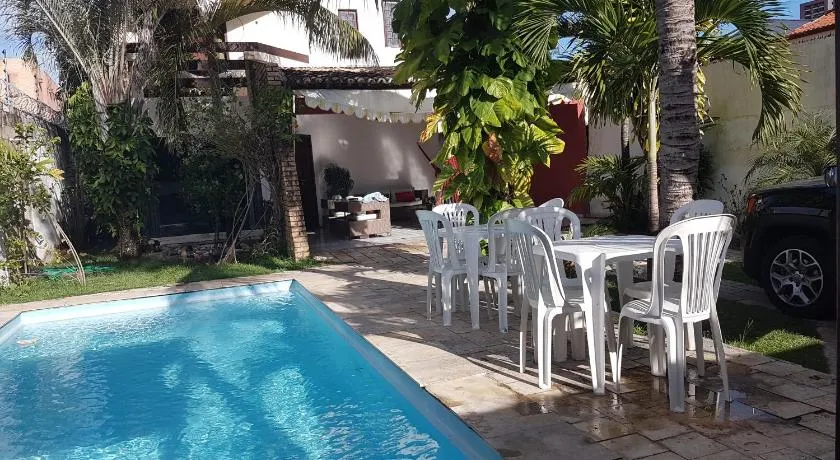 Casa em Ponta Negra - Image 1