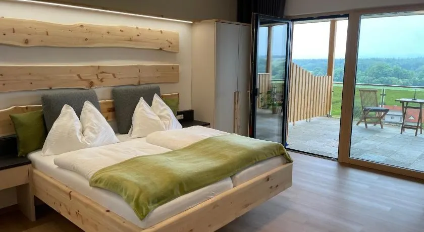 Gästezimmer Weinhof Tropper - Image 1