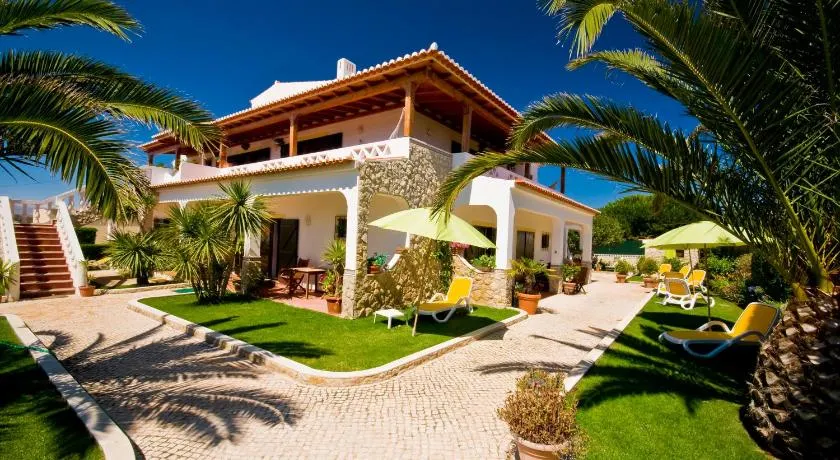 Residencia Julio - Image 1