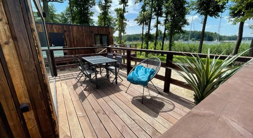 XOXO Lake House - Image 1