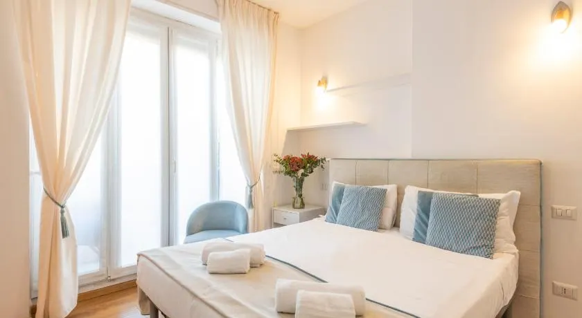 Home Flowers Milano - Image 1