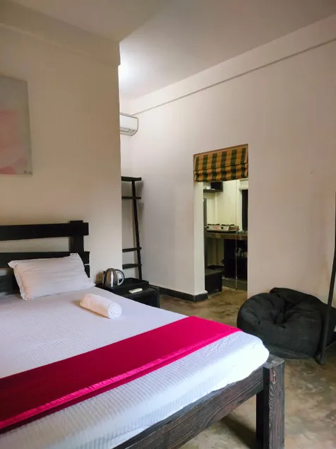 Double V • AC Room with Kitchen - Image 1