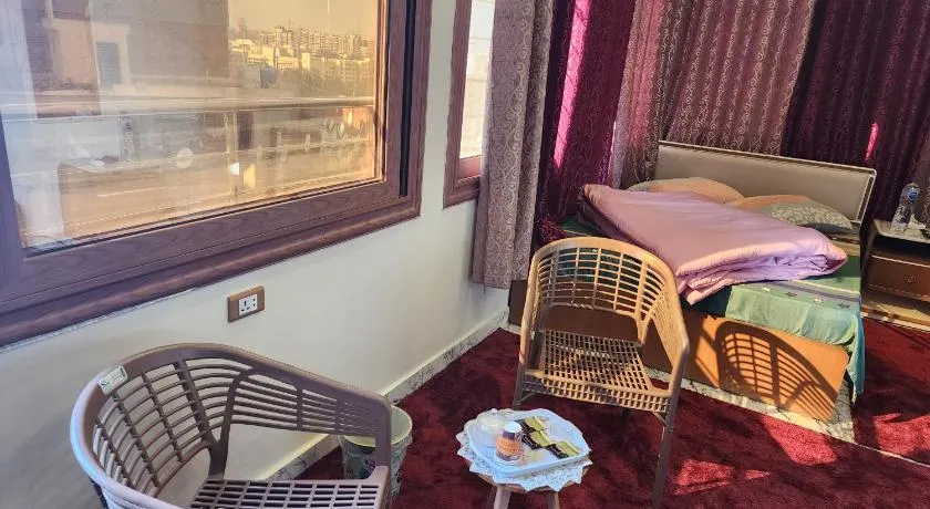 LiLi HOTEL vip - Image 1