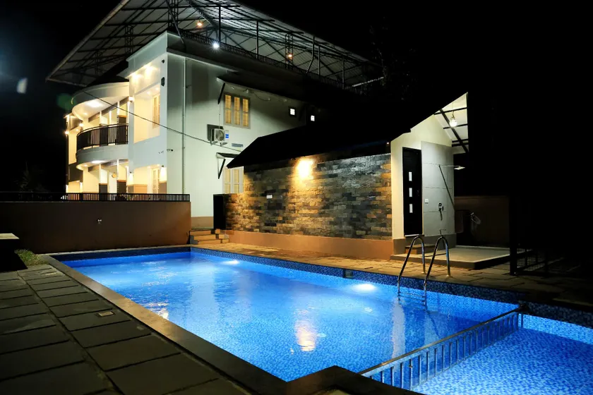 Amara Lux Rivage wynad - Image 1
