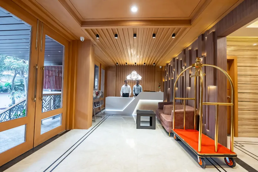 DEV RESIDENCY ( A UNIT OF THE ELEGANCE ) - Image 1
