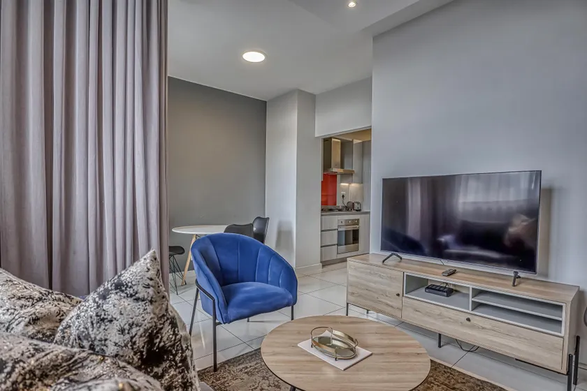 Easy Stay - The Median Rosebank - Image 1