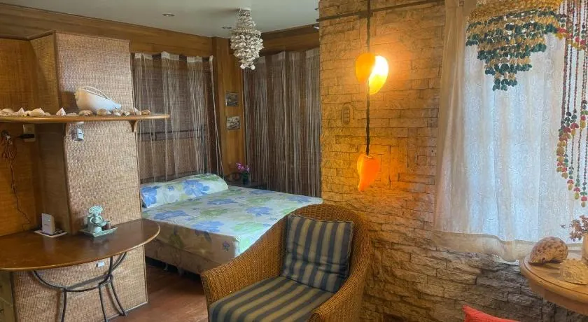 OSTDONKS HOME Mactan Condo - Image 1