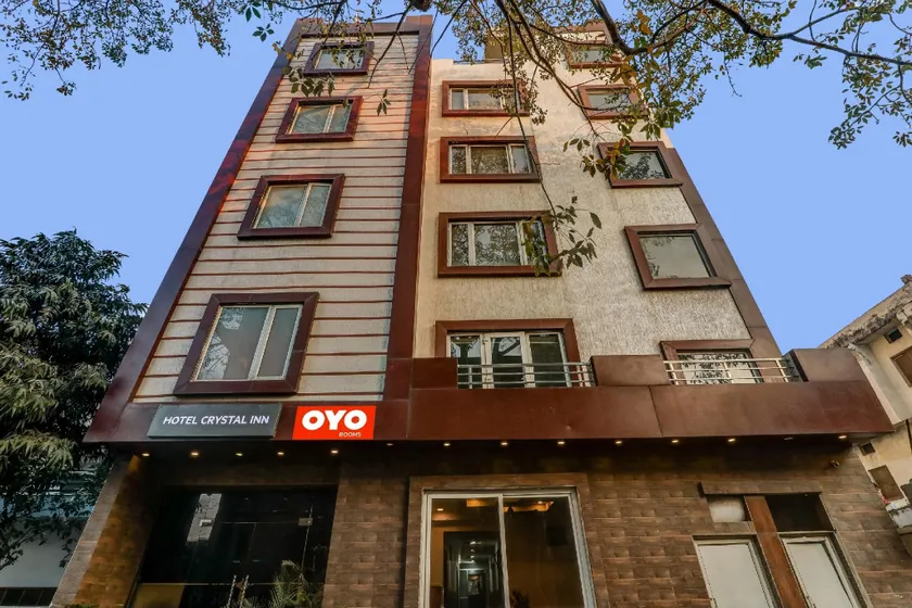 Hotel O by OYO Crystal Near Gomti Riverfront Park - Image 1