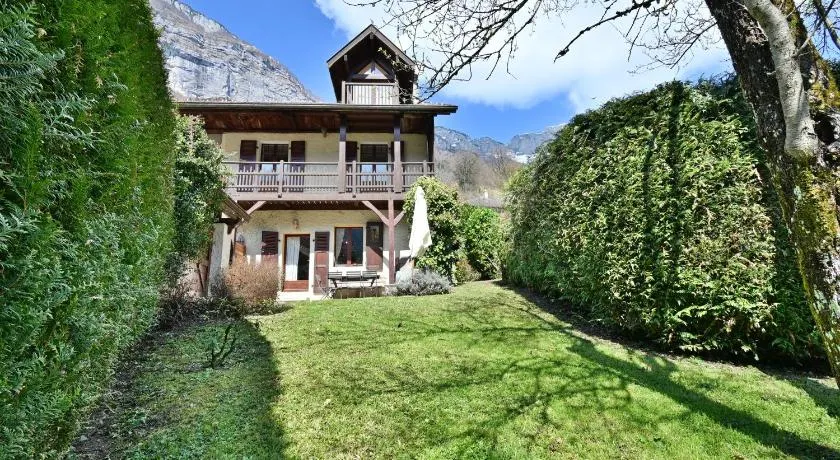 Maison Avec Jardin 6-12 Personnes - Image 1